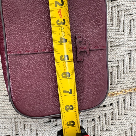 Tory Burch Camera Bag in Oxblood with Gold Hardware - Picture 3 of 4